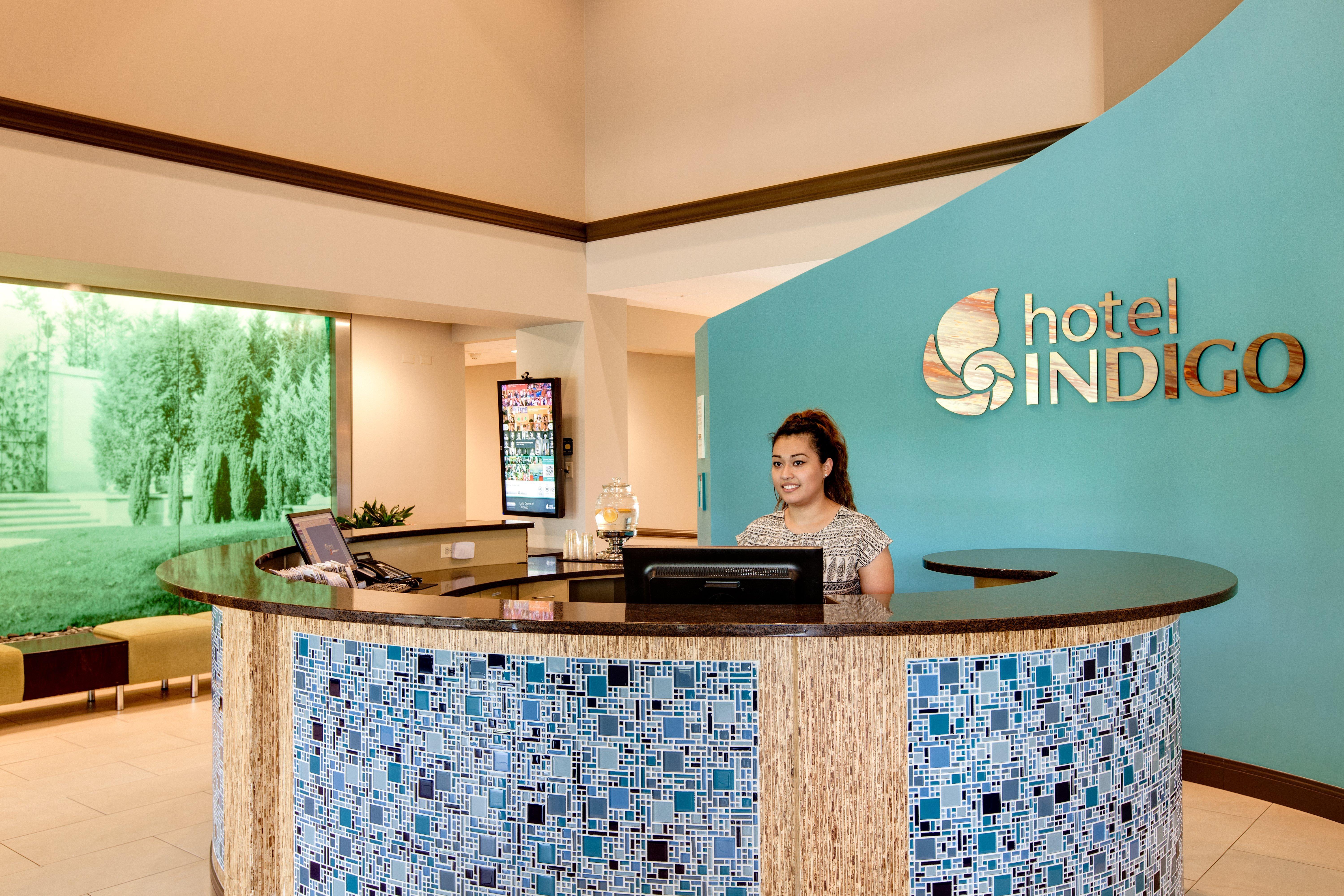 Hotel Indigo Chicago - Vernon Hills By Ihg Екстериор снимка