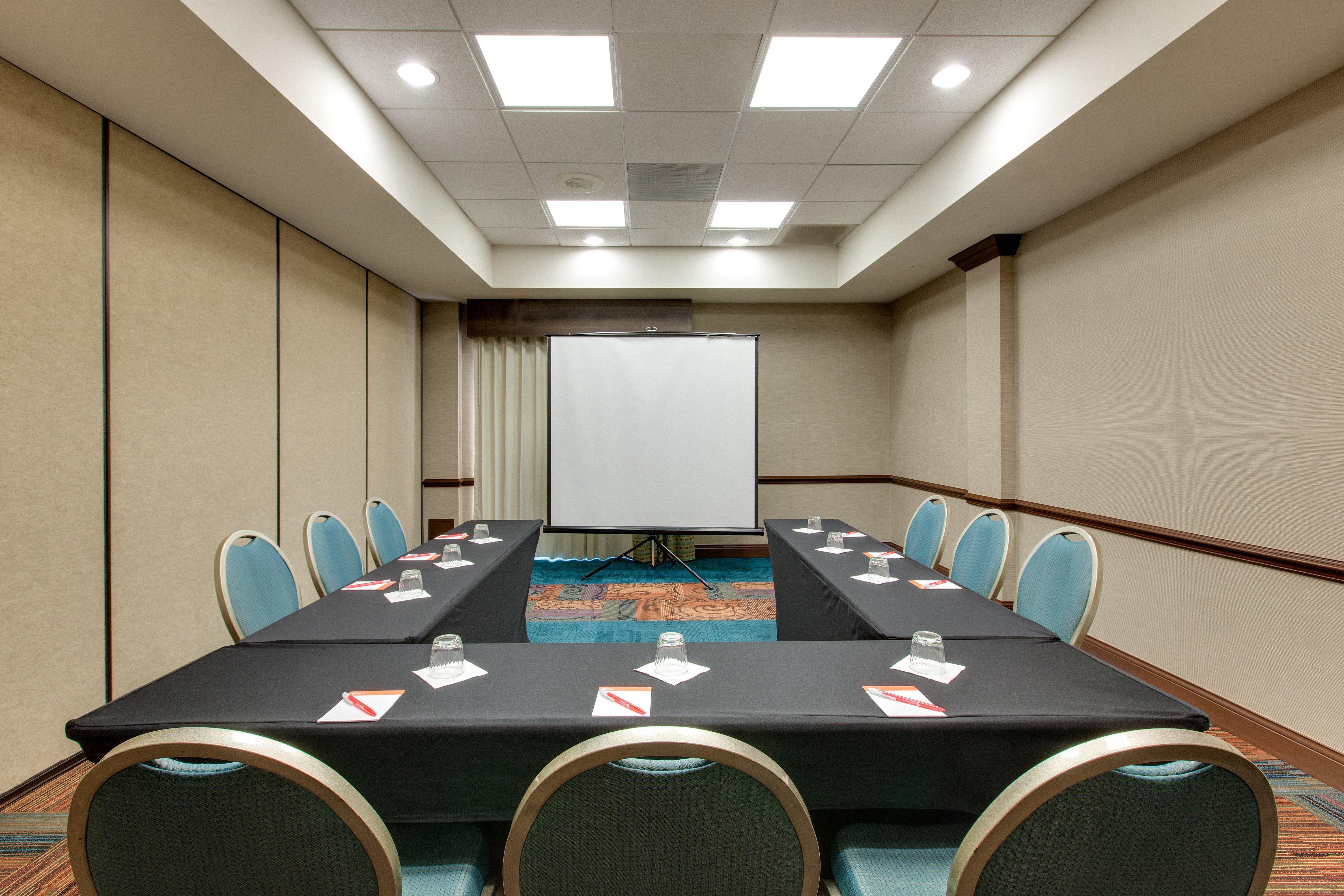 Hotel Indigo Chicago - Vernon Hills By Ihg Екстериор снимка
