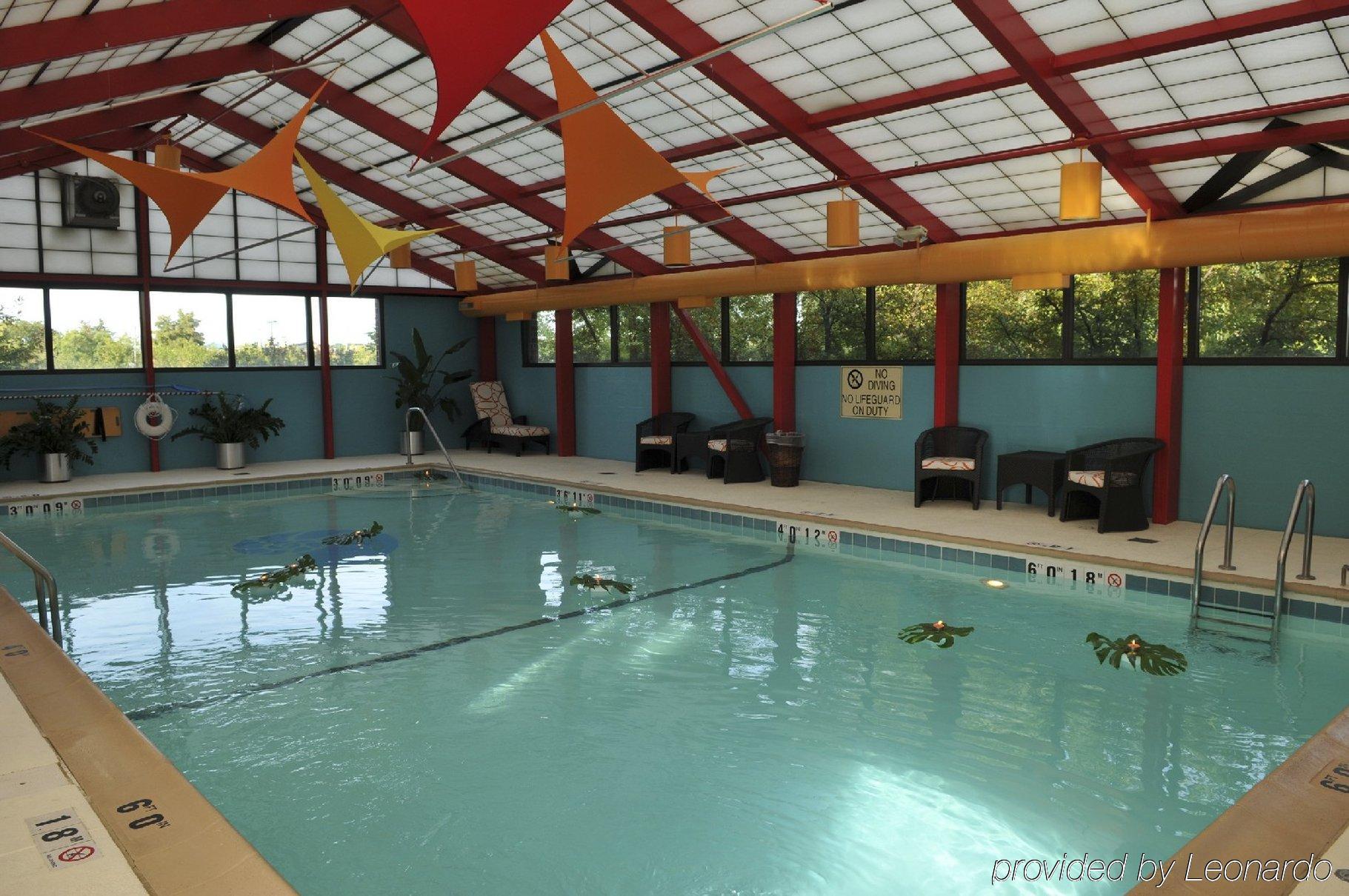 Hotel Indigo Chicago - Vernon Hills By Ihg Екстериор снимка